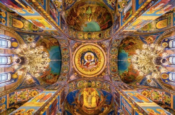 храм Спаса на Крови внутри