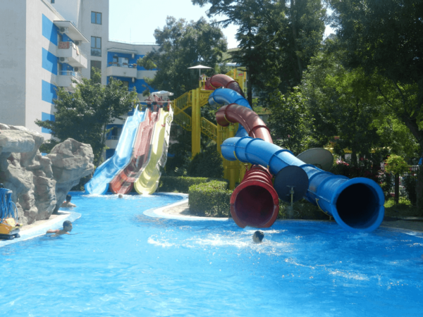 AQUA PLANET, Приморско - водные горки